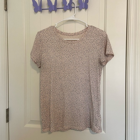 GAP women’s spotted‎ round neck tshirt — small - Picture 1 of 6